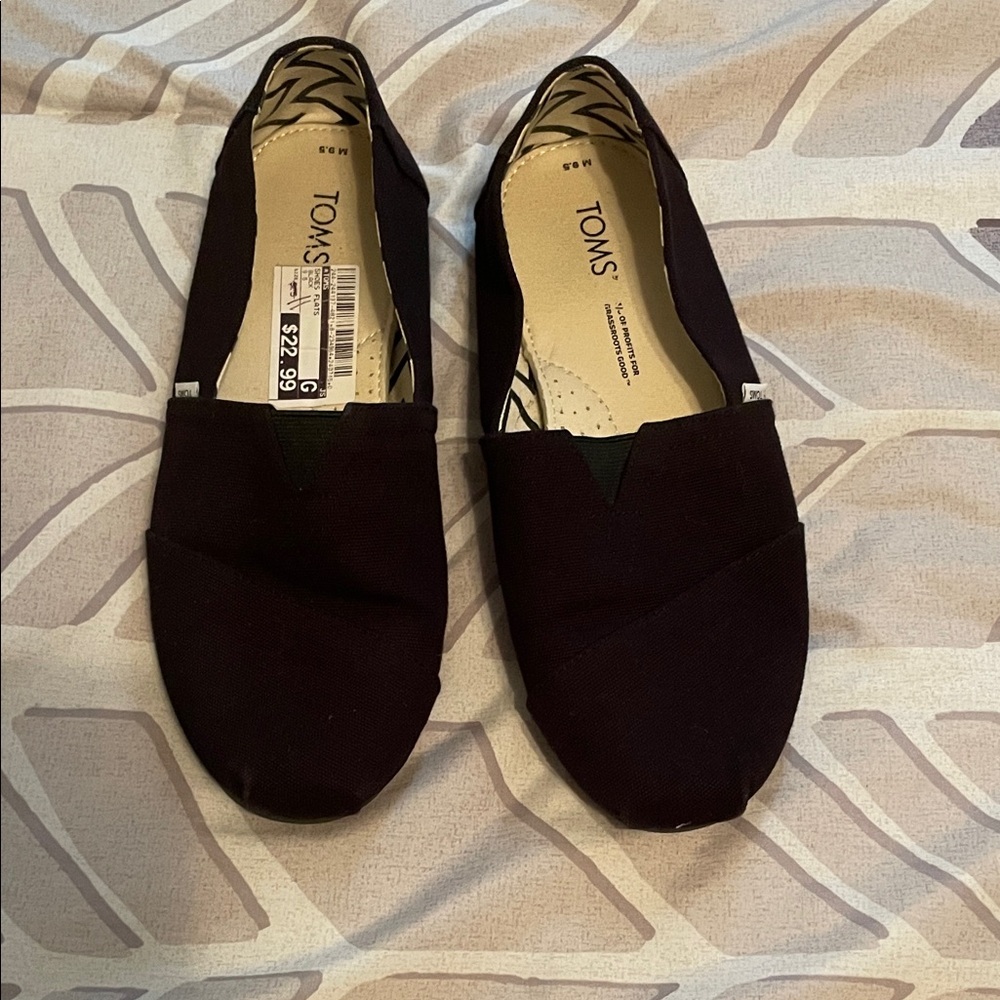 TOMS Men’s Slip-On Flats